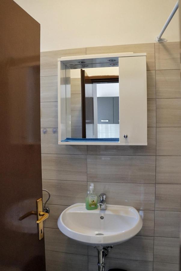 Apartmani Vesna Zambratija  Esterno foto