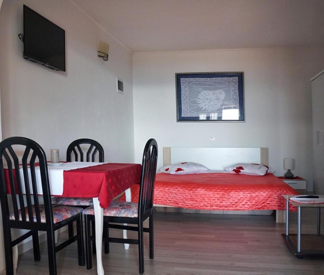 Apartmani Vesna Zambratija  Esterno foto
