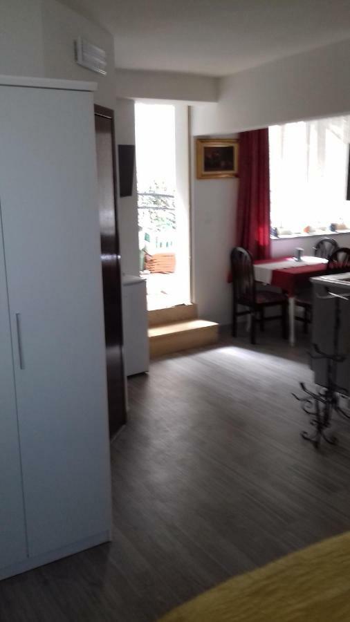 Apartmani Vesna Zambratija  Esterno foto